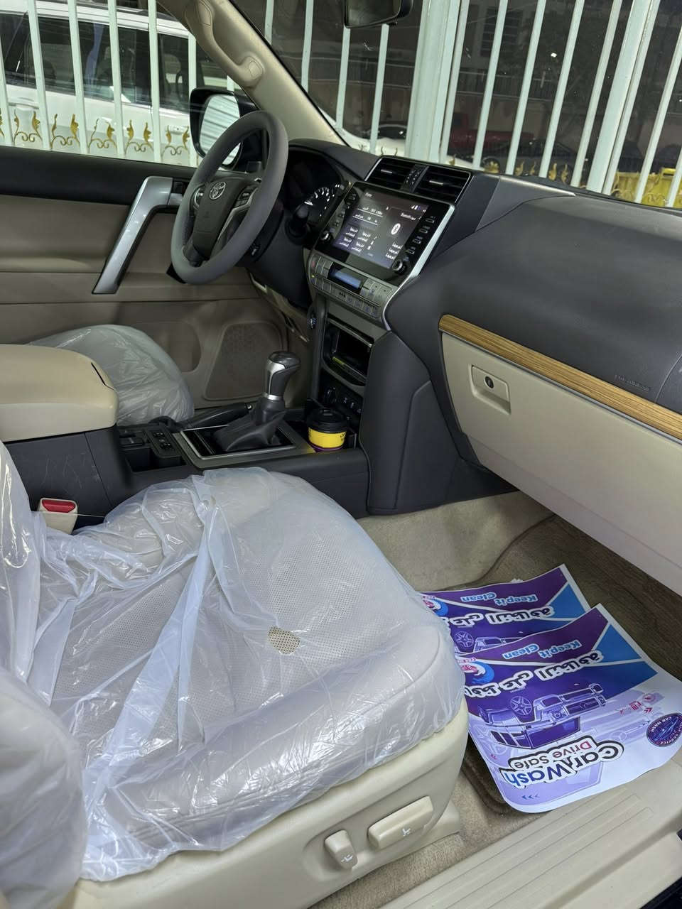 السلام عليكم برادو 2022 مدنايت فئه xvساز😍
مكفوله من الضرر والصبغ فقط ٣ اماكن بارد 
بسيطات بدون فتح البارد بسيط وممبين 
كراسي كهرباء زراك لايت كشنات تدفئه تبريد
حساس امامي خلفي هوك خلفي دبل تانكي
سلايد روف لايت زينون شاشه جبيره 6سلندر 
السياره جديده جدا ومابيه اي نقص بديها 
جديد بدون شخوط مكينه وكير على وضع
الشركه رقم بغداد تحويل ثاني يوم السعر 
408 وبيه مجال للمشتري مكان السياره
بغداد كريعات واي استفسار ***********
الي يريد السونار يراسل وتس اب
ومن الله التوفيق❤️
