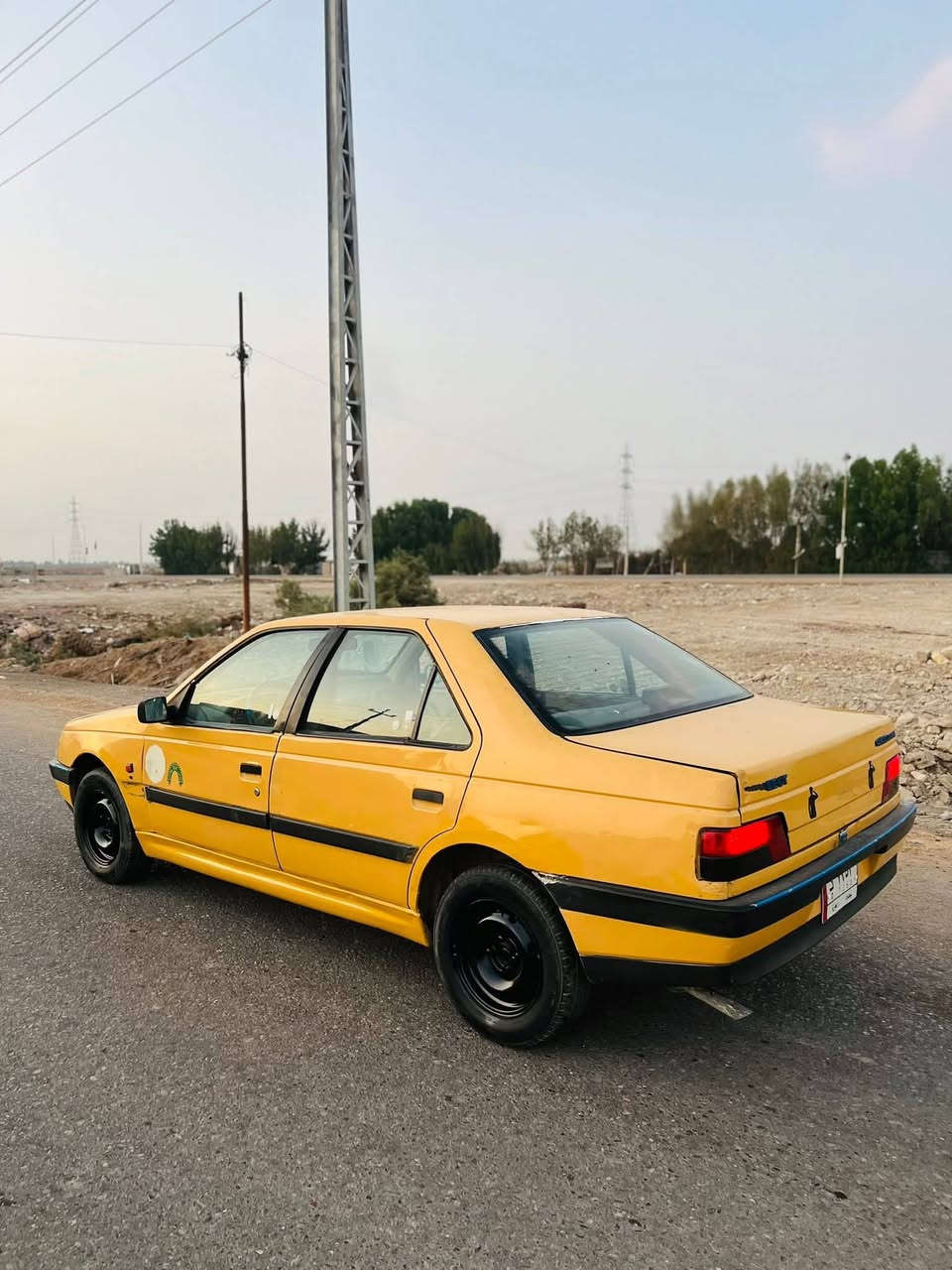 السلام عليكم سعر السيارة 27ورقة وبيهة مجال قليل  والسيارة نضيفه وموديل 2010 والسنوية مالتهة2027 والحدادية نضيفة مال السيارة والرقم *********** للاستفسار
