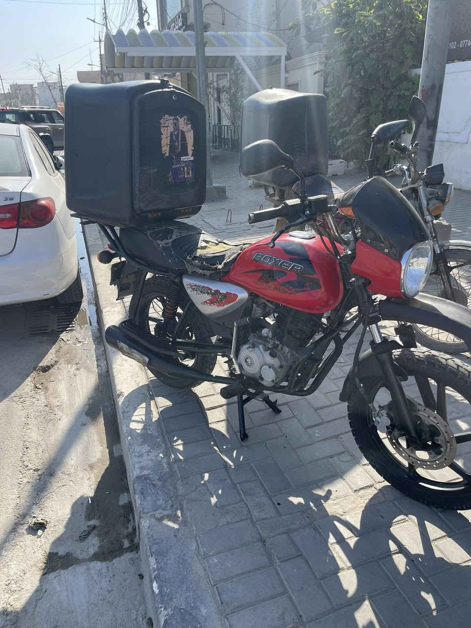 سلام عليكم دراجه بوكسر مديل ٢١ رقم وسنويه كايمههه 
سعر 1700 بيه مجال للشراي يدلل ليعجبه عنوان البصره معقل 
***********
