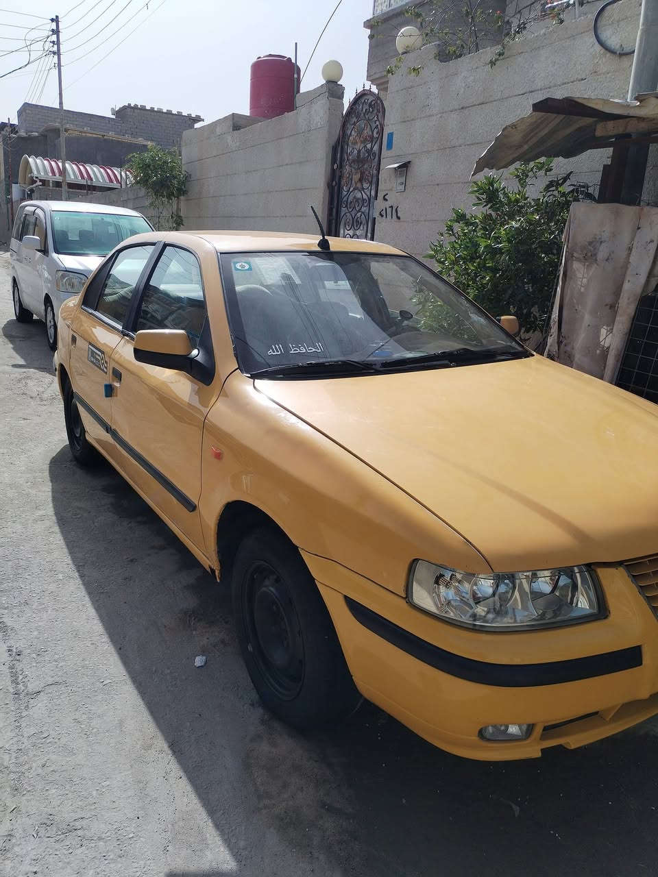 سمند مديل ٢٠١١ سياره خير من الله مكينه وكير وبدي كفاله سياره بيها بس دوس مبدله وباقي كفاله تبريد تدفه حداديه كلها نضيفه سياره وكامله من كهربائيات ودواخل رقم بغداد انكليزي سنويتها لل٢٧ راعيها يريد تحويل   مكان سياره بصره ابي لخصيب رايدها ٣٧ للاستفسار *********** بيع او مراوس
