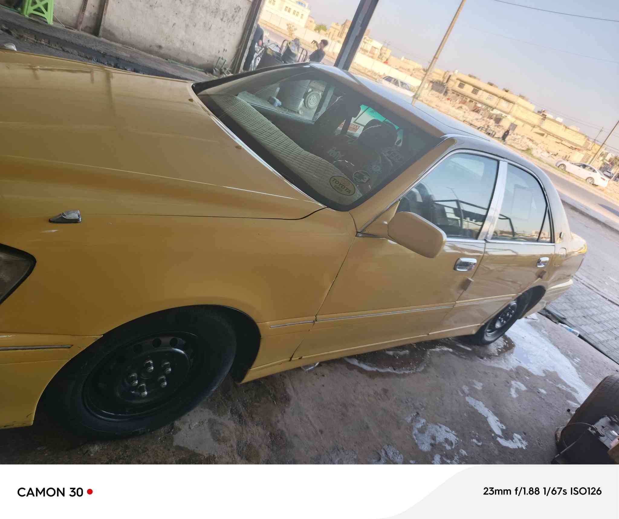 سلام عليكم شاب ملكه موديل2005 كصه قماره فقط مفحوصه  كمرك سياره دكمتين وكاله من مالك كير محرك مكفولات ديفور الجبير مكينه جديده صالي سبوعين من شاده حداديه جديده تخم تاير جديد السياره صوليه ماناقصه شي خط وبحث جديد مصفره هيه عليه غرمات ينزلن من السعر خطه نجف-كربلاء / تحويرت نجف فوك جوه  مكفوله من ضربه القويه  والعيب شرعي مكفوله من النقل جثه*********** / مكان سياره نجف /السعر 55واذا اكو مراوس عادي
