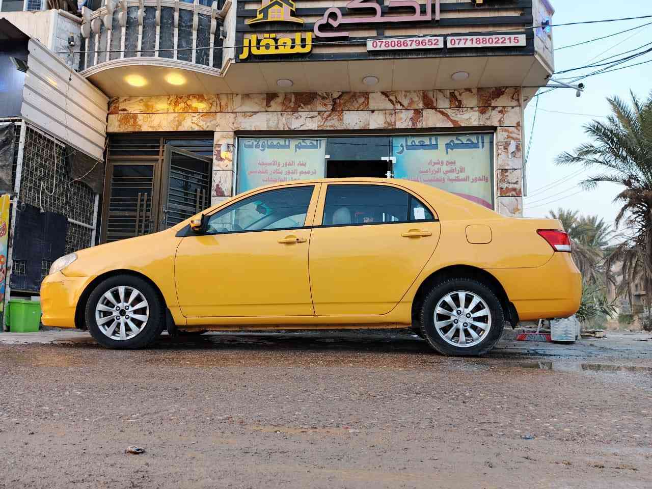السلام عليكم  اقرة التفاصيل زين /2013 / BYD / كير اوتماتيكي SVT  بيها الكير ماعرف شنو بي بوش عندي وكام بعد مينمر اني ابيع كير عاطل مكينه شغاله صدرها تعبان الامامي ويحتاج الها راديتر مال ماء وصوندة مال باور وتبريد يشتغل والباقي كدام عينك بالنسبه للسعر اريدها 5 ملاين  ومستعجل على بيعتها مكاني الدوره البوعيثة رقمي *********** بسمي السيارة
