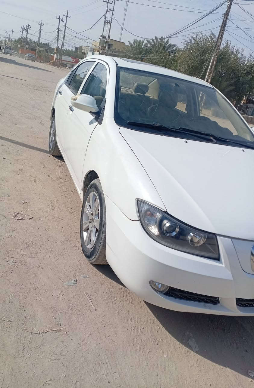 يالله السلام عليكم اخوان سياره ليفان للبيع موديل ١٣ رقم قادسيه سياره جاهزه مكانه نجف  ابوصخير سعر ٤٣ اخوان مكلف بل نشر لاتصال على رقم ***********
