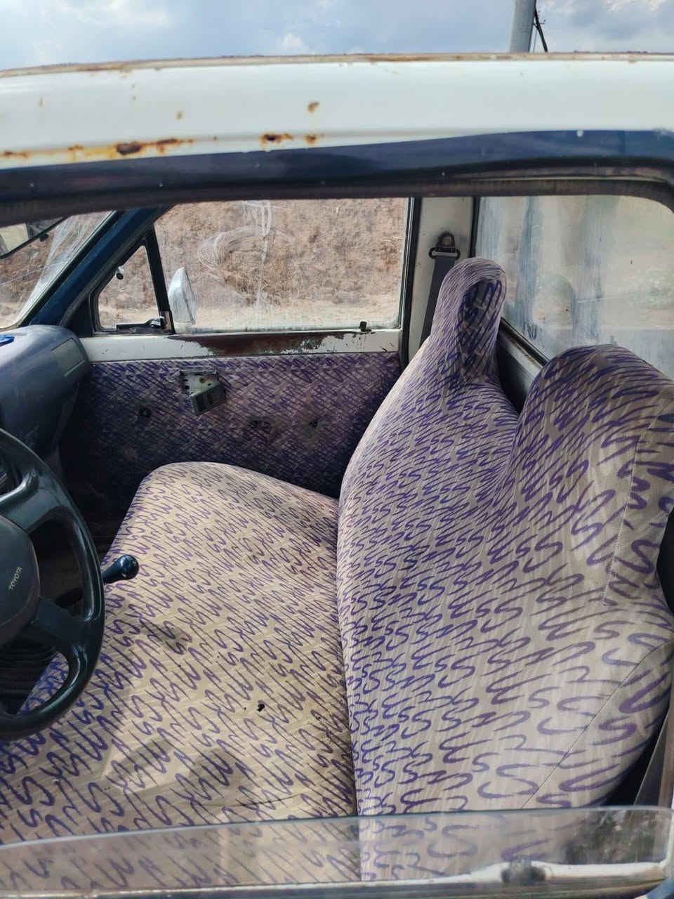 سياره تك موديل 1989 محرك كير اكسن شرط سياره جاهزه رقم ضايع معمله كامله ***********
