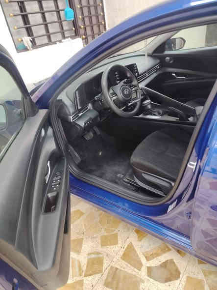 سياره لبيع مديل 2023 وارد امريكي بصمه بدون حادث بس تعاميه لخلفيه ونفس لون سعره 155 ورقه وبيه مجال ليريد ينتصل عل راعيه هانه مكلف بل منشور بس *********** وبي واتساب رقم راعيه
