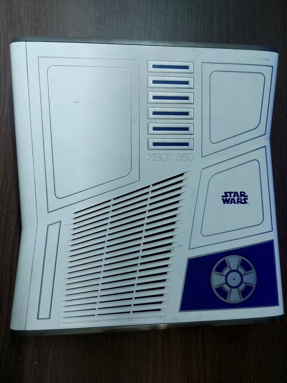 جهاز xbox 360 سلم نسخة star wars مهكر كامل محلقات و نظافة ٩٠% مثل ما مبين بالصور ما بي اي خلل او عطل يشتغل هارد و مخزن العاب فوك ٢٥٠ لعبة قويات و مال أطفال + مدخل الاقراص يتشغل و سحبه قوي 
السعر ١٥٠ الف 🔥🔥
متوفر توصيل لكافة المحافظات العراق 🇮🇶🇮🇶


**إذا كنت صاحب هذا الإعلان وتريد حذفه لأي سبب، رجاءا أرسل رسالة إلى الدعم الفني**