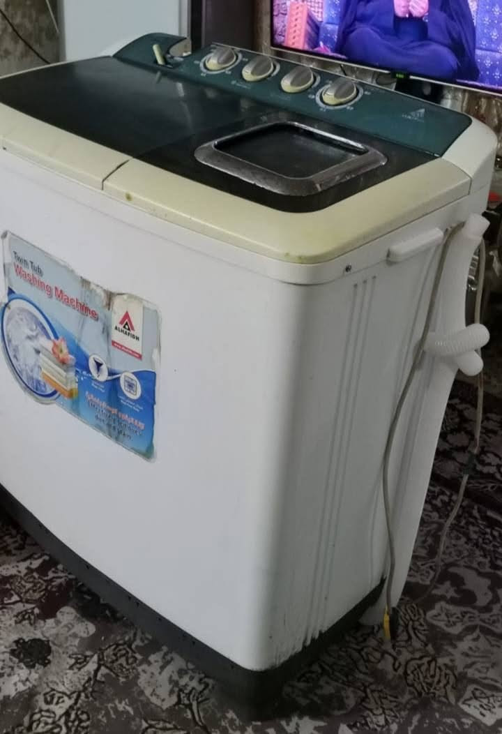 غسالة الحافط 12كليو سعر75 على الفحص غسل وتنشيف
مدينة الصدر بغداد رقمي ***********
