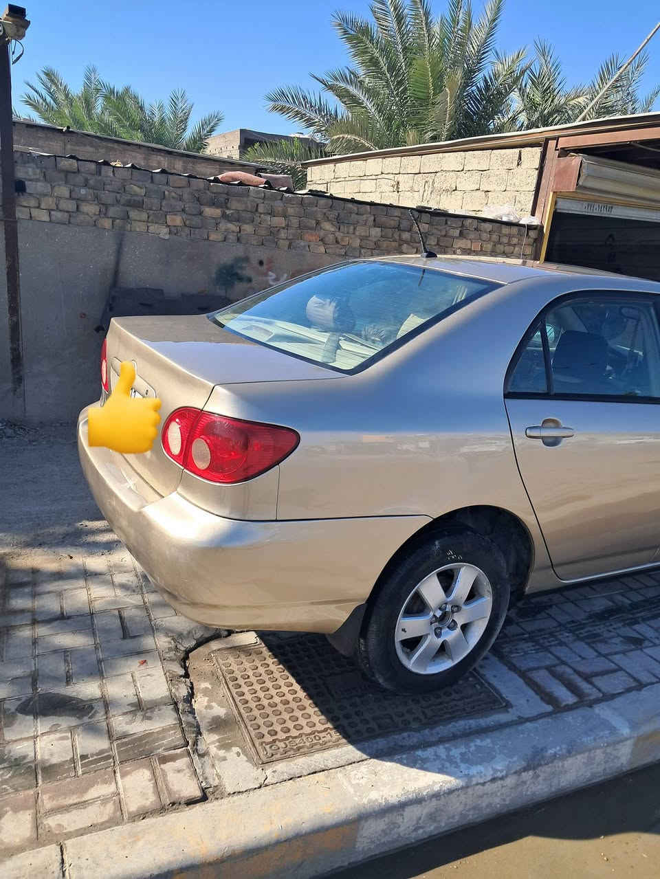 السلام عليكم كورلا نحلة موديل ٢٠٠٧ نظيفة مصبوغة عام للجمالية تدفئة وتبريد شغال وكير ومحرك خير من الله وفتحة سقف سيارة جاهزة من كل شي سيارة بأسمي السنوية صالحة لحد ٢٠٢٧ رقم انكليزي بغداد مكان السيارة بغداد الدورة السعر ٨٧ورقة للاتصال ***********
