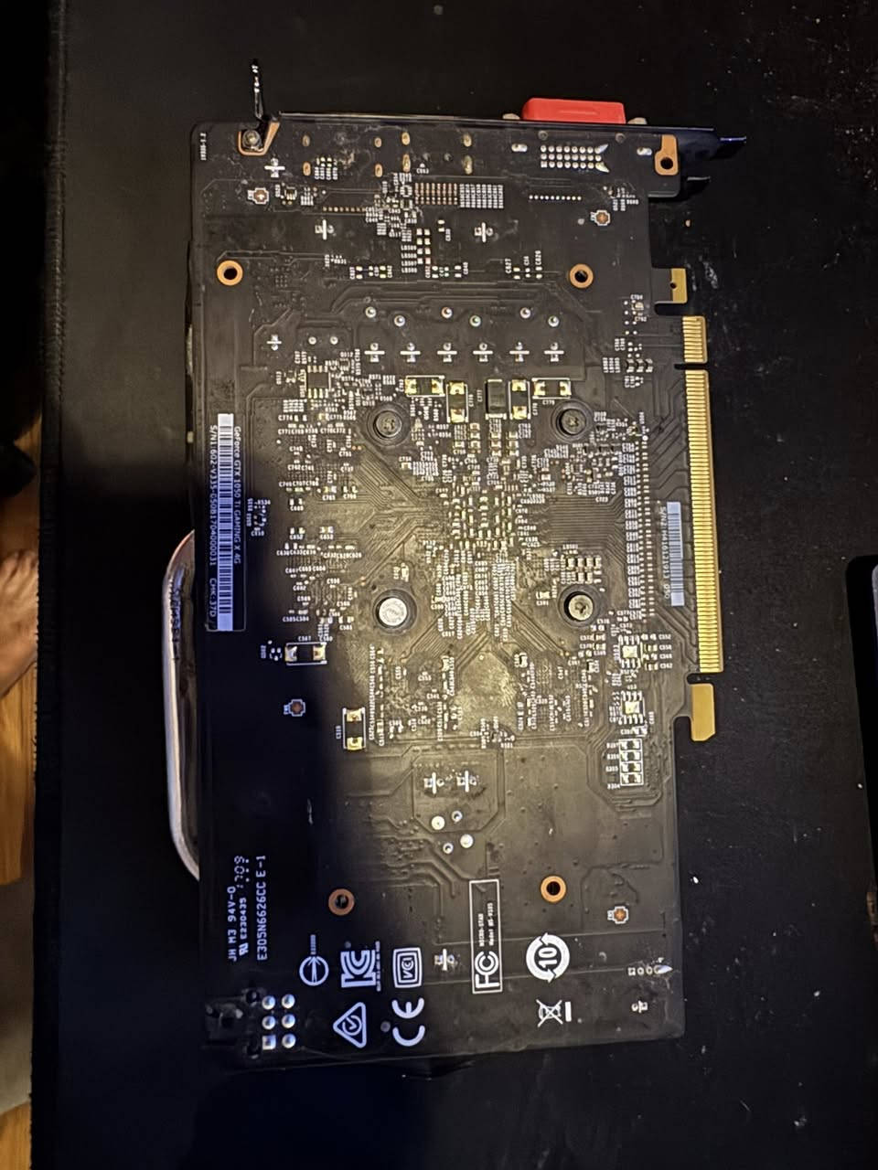 السلام عليكم كرت GTX 1050Ti للبيع السعر 100 الف توصيل متوفر
***********
