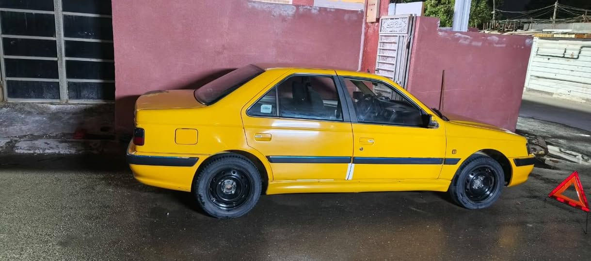 السلام عليكم 
 بيجو بارص٢٠١٨ كير ومكينه ودواخل مال ٢٠٢١ سياره مكينه وكير خير من الله  تدفئه وتبرين شغال والنبريدها ثلج سياره بيها الصندوك بي حار  ماواصل للحوض  وجاملخ الخلفي اليسر بي حار  والباقي شوف العين   سياره شرط التحويل   الستفسار.. ***********  وياها  منضومه غاز  كامله بس فاصلينها شغالهه
: 60 وبيها مجال
