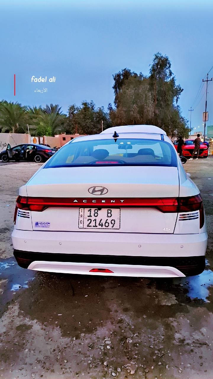 هونداي اكسنت موديل 2024خليجي
كفاله عامه من الرصعه والشخط والتبديل والصبغ . ماشيه ٥ الف
 استخدام  بيت ضمان بيها من الشركه   
محرك 4 سلندر سعة 1500cc دبل نوزل دوش اصل انسه شي اسمه دونز . التفويله تمشيك ٧٥٠ كيلو 
شاشة متصلة
كامرة خلفيه دوارة
حساسات 
تحكم استيرن جهتين
تبريد قطعتين
سلايد روف
كشافات أمامية
مري كهرباء
مقاعد مخمل
مجلد الارضيه والكشنات شغل درجه اولى 
حله ابي غرق . للاستفسار *********** . معروضه ب ١٥٢ وبيها مجال .
