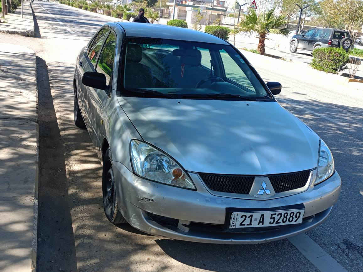 لانسر بومه
موديل 

2007 

محرك1300 كير أوتوماتيك سياره جاهز صدر تايرات هزه ما ساقطه رقم انكليزي سليمانيه بسمي لحد 2029  تبريد تدفئه مابي قطره صبغ بي بارد ضربه قويه مابيها  بيها كود مال بانزين سعره 72 $مكاني ديالى قضاء كفري 
*********** كيفري, ديالى
