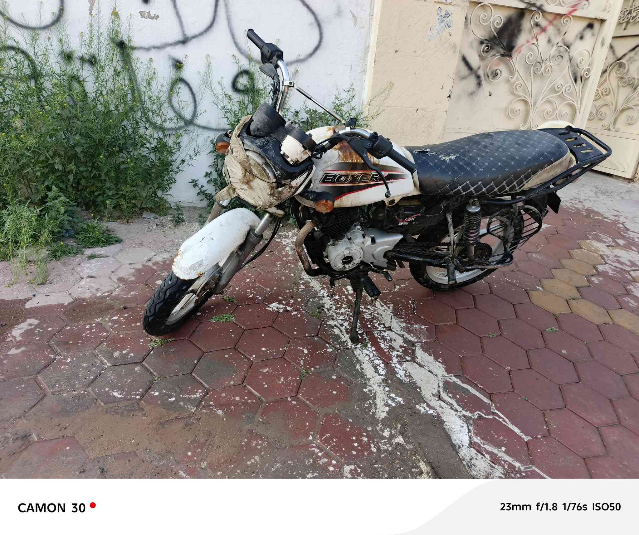 سلام عليكم دراجه للبيع مديل 18كوت الجديدة ***********
