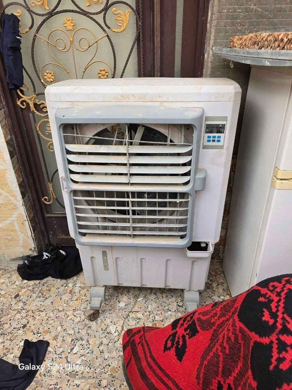 مبردات للبيع البرفاف للصلي العنوان حله ورديه خارج قرب علوت المخضر يم البسطيات مال المخضر  وهسه مفتح باقي2بليل  *********** وحته عندي موطارات عندي الصلي وحته كشوره هم عندي شتريد موجود عندي
