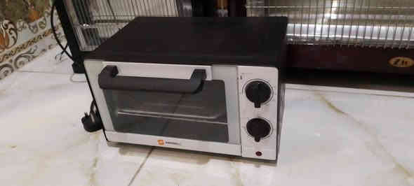 السلام عليكم صوبات كهرباءيه عدد 5 معه اوفن حجم صغير بيع شلع بسعر 90 الف العنوان بغداد بوب الشام ***********
