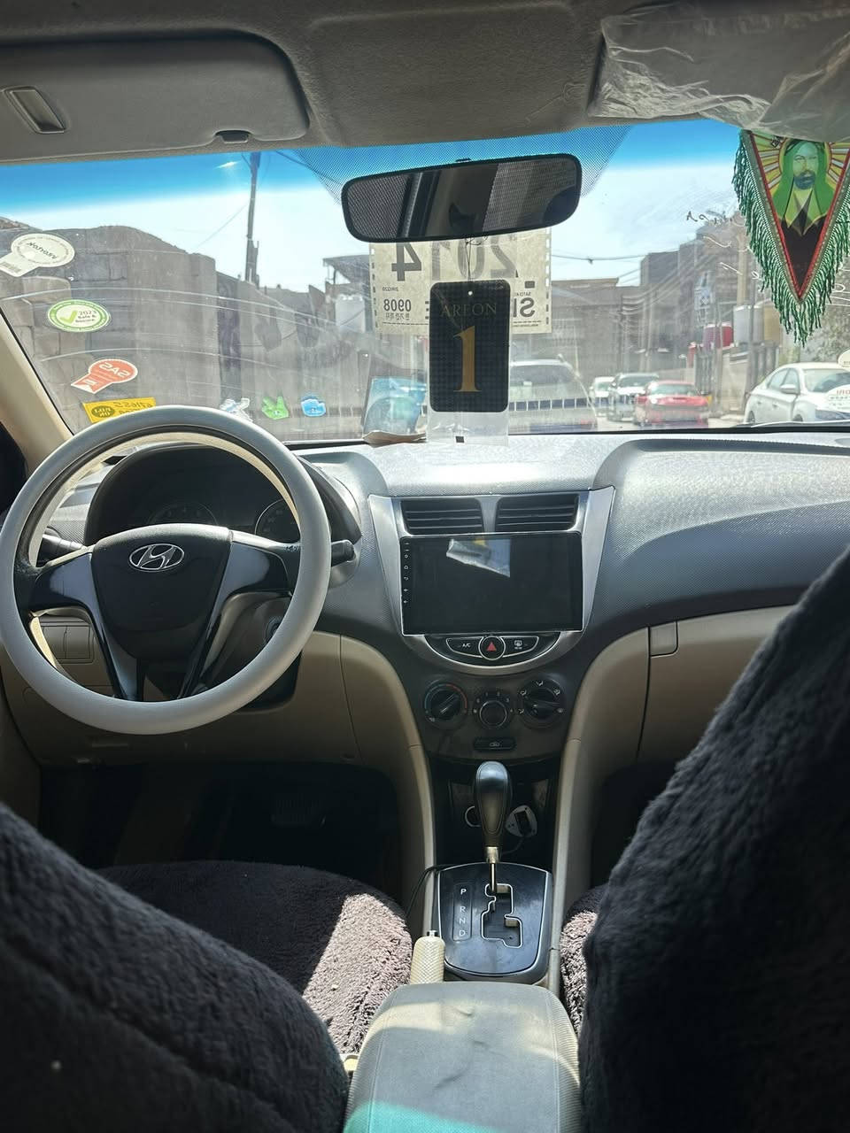 اكسنت مديل 14 خليجي باسمي مكاني بصره 
مكينه 1400 دوش بيه سياره جاملغ كدام مبدل وجاملغ لخلفي بي ضربه بسيطه حداديه تخم تاير توني مسويله ادامه سياره ومبدله كير ستوني جاهزه للاخير تبريد بس ستوه بده بيه ستوه راجز سعر 73 وقابل للتفاوض لي ما يعجبه سعر ولمنشور يدعنه بل رزق الرقم *********** غير متواجد ع فيس فقط واتساب وعندي فيديو لكل تفاصيله
