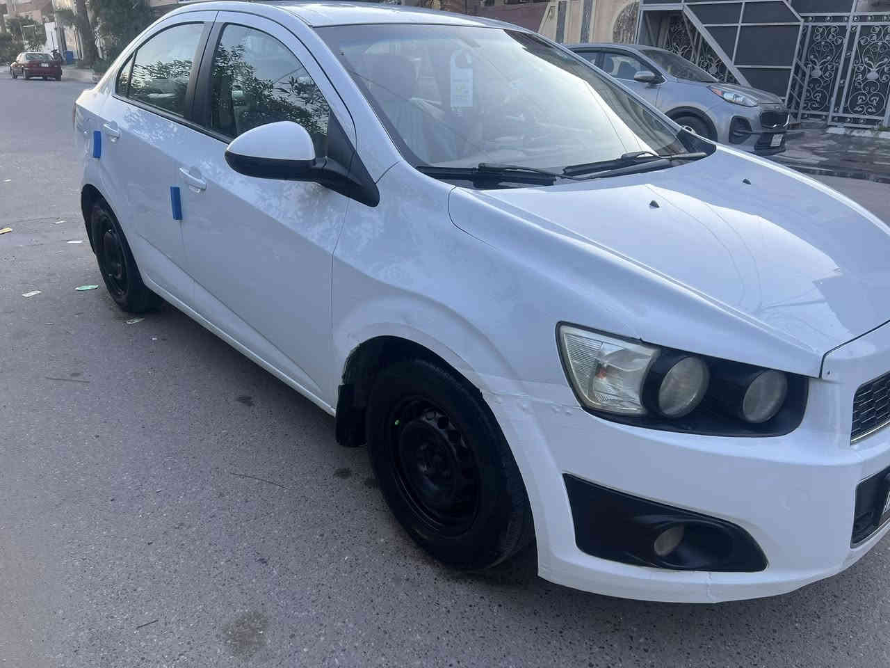 السلام عليكم شوفر سونك للبيع او امراوس السياره جاهزه كيرومكينه مكفولات صدرجديد تبريد ثلج سنترلوك ريمونت كهربائيات شغاله جاهزه من كلشي السعر ٦٠ وبيها مجال مكان بغداد الحريه للاتصال ***********
