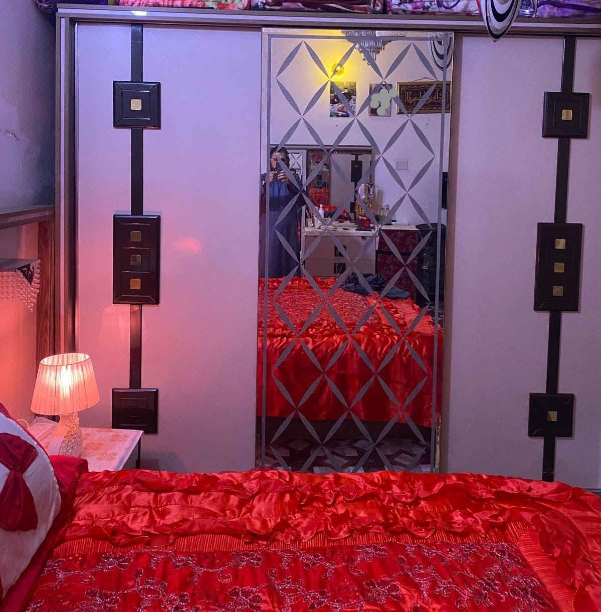 السلام عليكم غرفه تركي للبيع نظيفه بشكل 7 قطع مستعجلين ع بيعتها السعر ب٧٥٠ وبيها مجال شويه
للاستفسار الاتصال ع الرقم ***********
