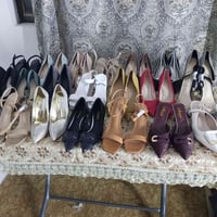 احذية نسائي يوجد بيهة قياسات كلهن سعرهن على 10 للتواصل عبر الرقم 07728...