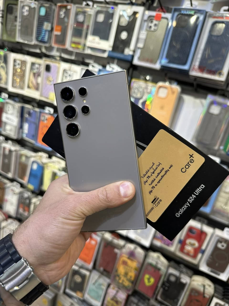 السلام عليكم
S24 ultra 256

نظافة ‎%‎

مكفول من التصليح ومن أي خلل

باكيت وكيبل أصلي
السعر 800 ألف
مكاني بغداد العامرية

***********
