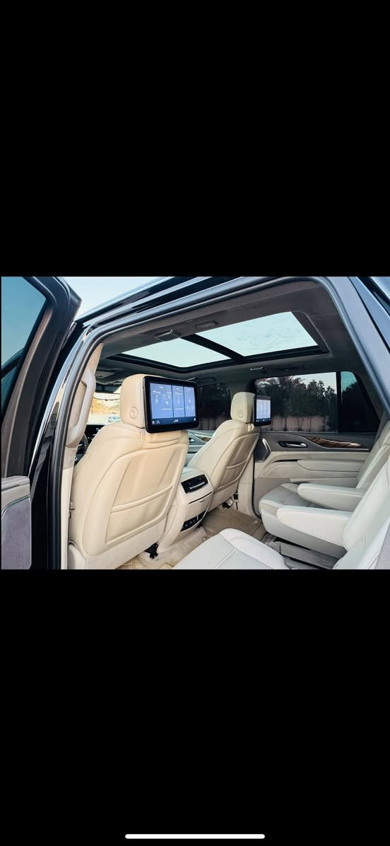 السلام عليكم
كاديلاك اسكاليد للبيع  خليجيه 2021 

اسبرسو معروف مواصفات 

سياره بسمي رقم جديد 

مغلفه PPFبل كامل 

مواصفات سياره 

.جكات 

.فور ويل 

.ابواب شفط 

.نقطة عمياء  

داخل افوايت 

.صندوق شفط 

.شاشه كبيرة 

.كامرة 4k

.دمام صندوق

.تشغيل عن بعد 

36 سماعة AKG

.كاميرات 6

.داتا شو 

.بانوراما 

.جنطة ذكية 

.رادار جانبي و امامي 

.رادار تحديد مسار

.كشن Vib منفصل 

.مري شفط 

.ويل 22

.ذاكر ميموري خزن 

.مسنات جلد 

.إنارة محيطية 

.لدات 

.اشاير ترحيب

.حزام ذكي 

.كاميرا وسطية 

.ثلاجة 

السياره ماشيه52

مكان بغداد 

للاستفسار (***********)
