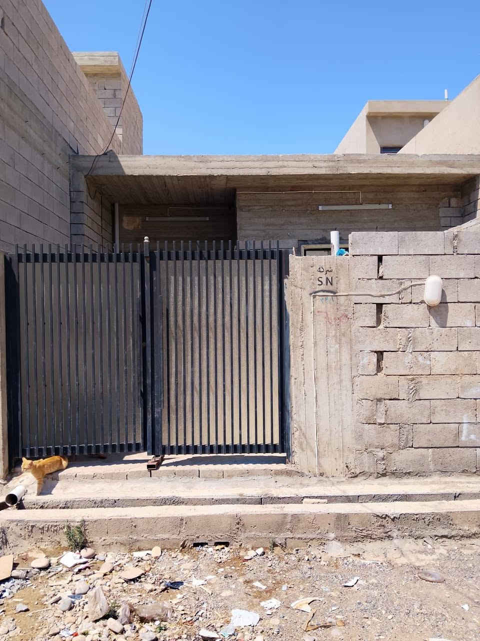 بيت للبيع ١٥٠ متر مجمع طيبه نهايت شارع المدرسه اخير فرع السعر ٣٧ الاستفسار الاتصال عل الرقم ***********
