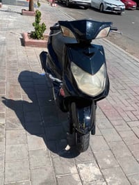 سكنس فحل للبيع الدراجة خير من الله نضافتهة كما موضح بالصوره نوزل خطين ...