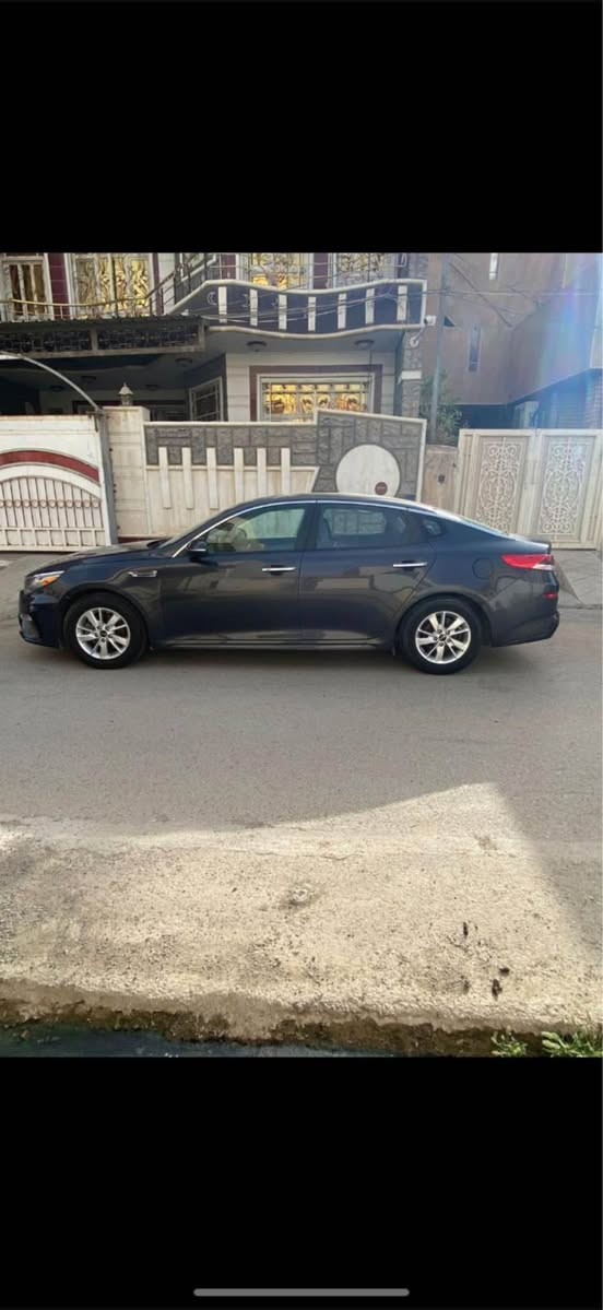 للاستفسار الاتصال او واتس اب
7739668586

19 بدون ايرباك 
مواصفات 
شاشه جبيره 
كامره دواره 
مكينه 2400 gdi
رادار امامي وجانبي 
تحكم ستيرن جهتين
3 وضعيات قياده
تخم تاير جديد 
باتري جديد 
سياره ناعمه وبدون اي نقص  
ماشيه 65 الف
سعره 145 وبيها مجال 
سياره جديده وخير من الله
مكانها بعقوبة
