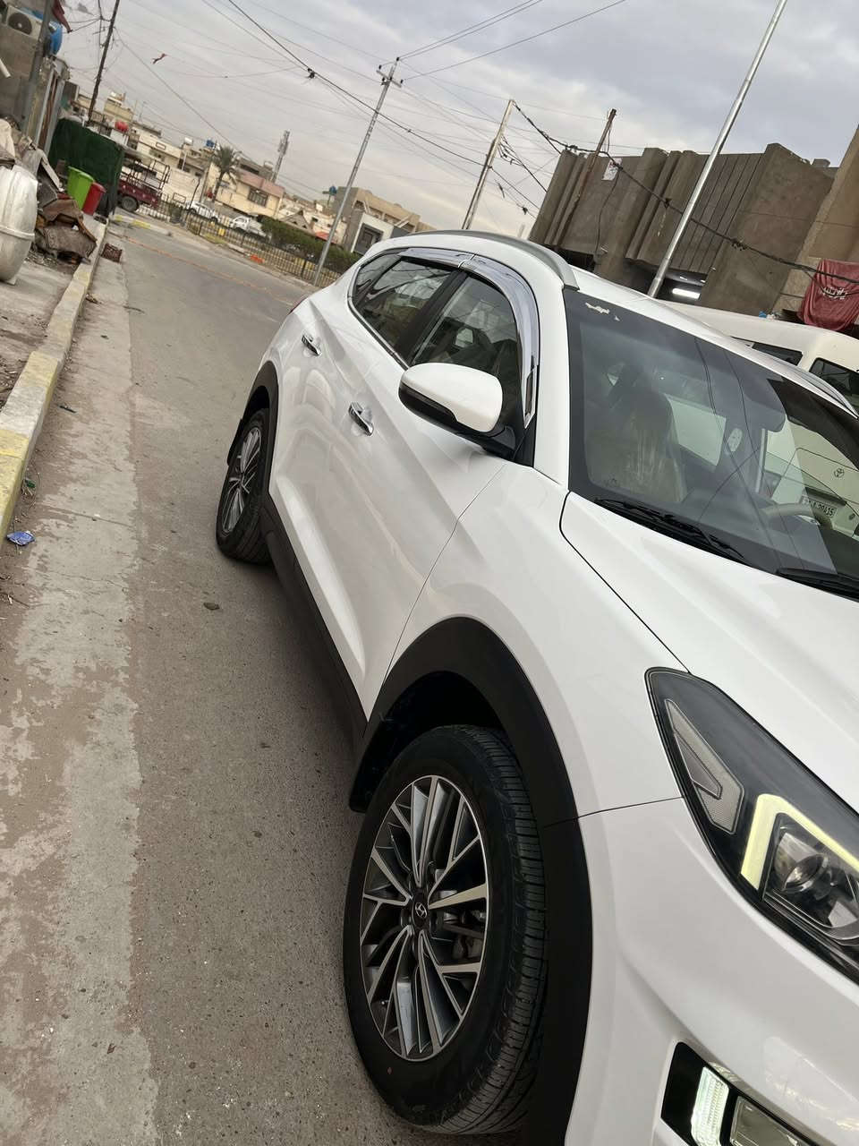 سلام عليكم توسان 2019السياره فول عده الفتحه كشنات كهرباء مري شفط شحن لاسلكي بصمه شاشه السياره بيها صبغ نص جاملغ خلفي مكانها البلديات السياره معروضه ب(188$)الاستفسار (***********)
