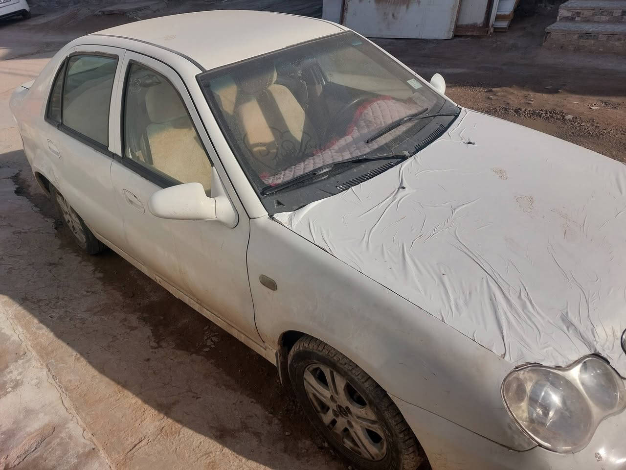 سلام عليكم 

سي كي ١٣ للبيع 
محرك 1.5 
كير ومحرك وتبريد وكهربائيات كلها شرط 
مشط جديد وباور ستيرن جديد اليوم شديتهن 
تخم تاير باله شديتهن قبل يومين 
حداديه حلوه 
بس الكشر يرادله شويه ترتيب قماره وتكم وجنطه مابيهن شي 
رقمها بابل 
رايدها ب٣٢ وبيها مجال قليل 
مكانها بالكوفه يم جسر الإمام علي ع 

*********** اتصال أو واتساب
