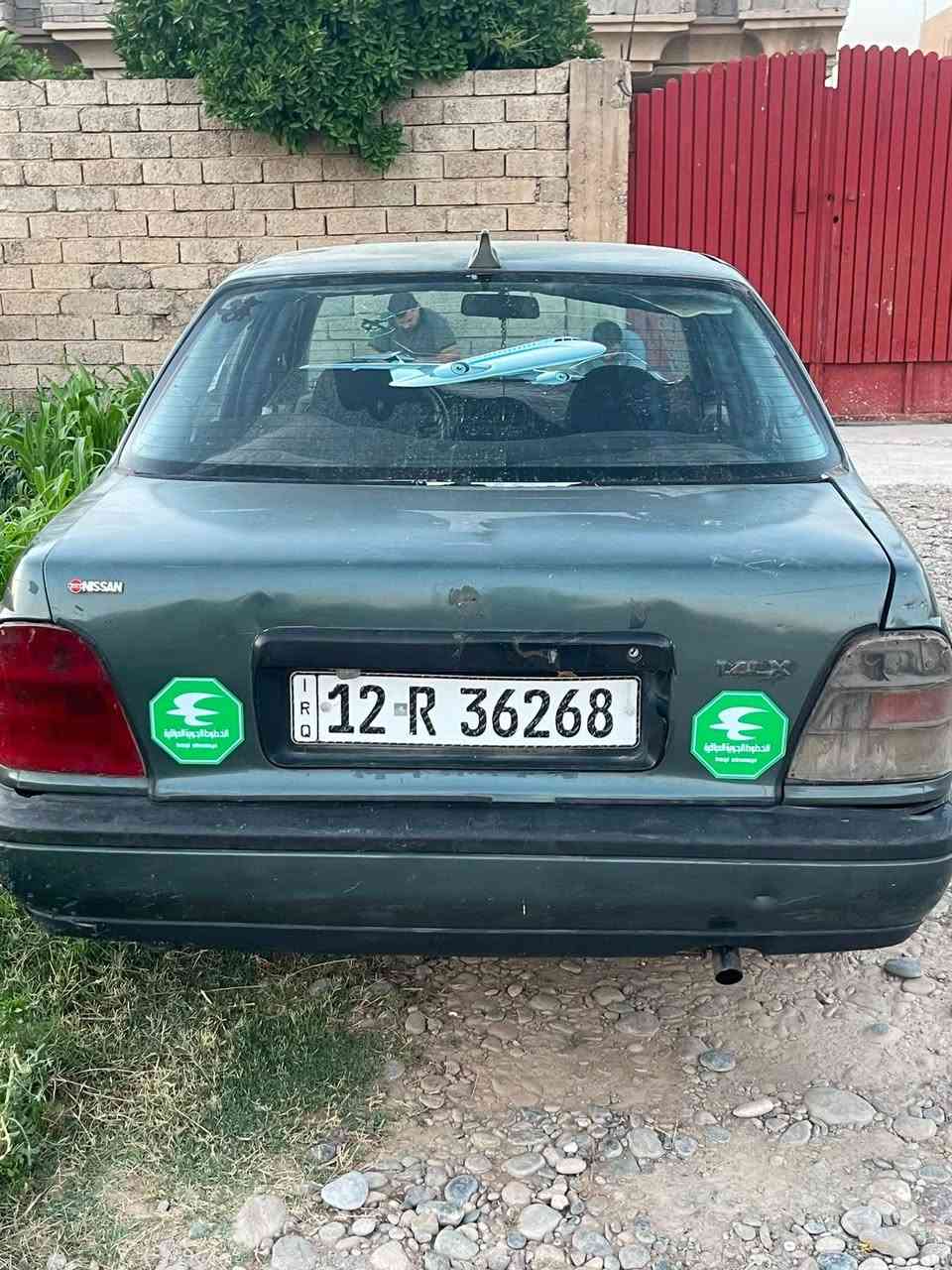 سلام عليكم عندي سياره لبيع نيسان صني ١٩٩٢ شرط تحويل  سعره ٣٥ بيه مجال رقم صاحب سياره *********** مكلف بل نشره
