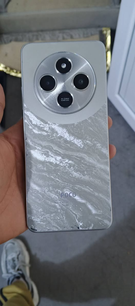 سلام عليكم عندي تلفون لبيع 200سعره بكاني كربلاء السفسار ***********واتساب
