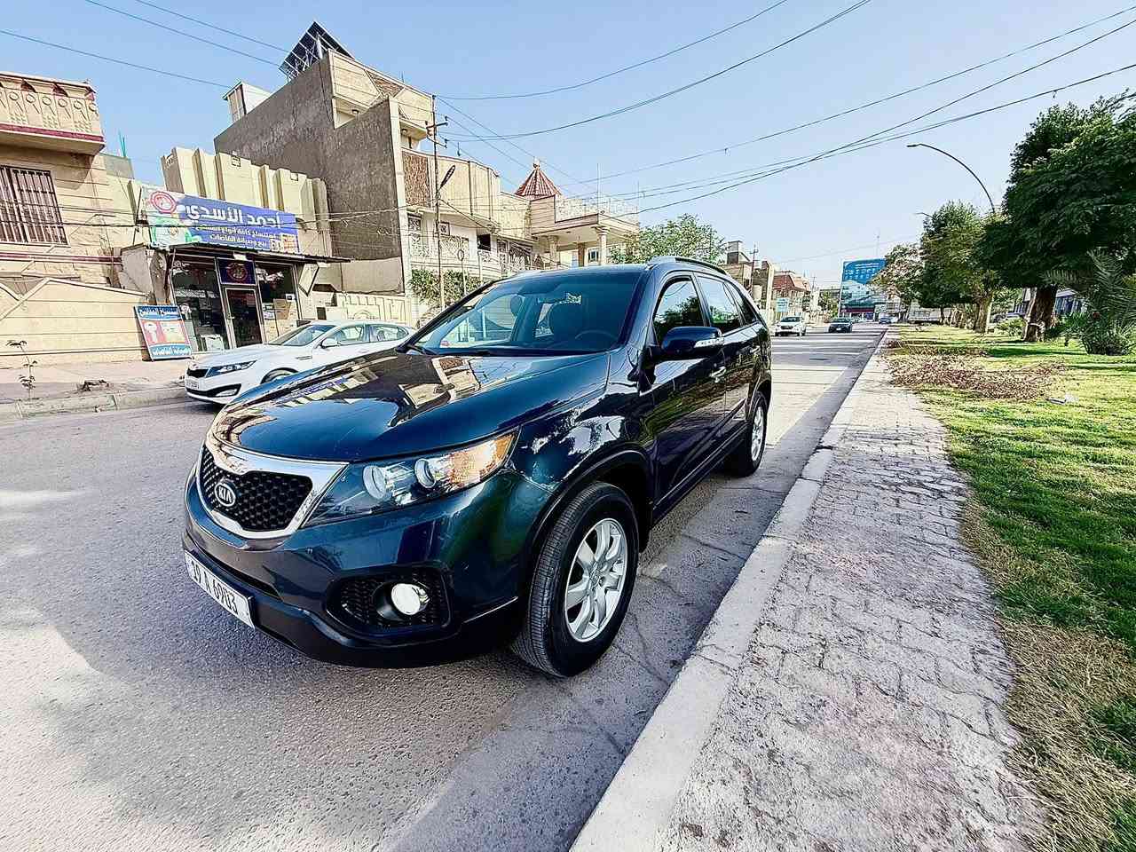 سورنتو 2011 امريكي
محرك V6 دوش
ماشيه 135 ميل
3 قطع تبريد
7 راكب
حساسات خلفيه + كاميرا
تحكم ستيرن
تثبيت سرعة 
بدون تبديل ولا صبغ
منضومه زنون عالي ناصي + كشاف زنون
تخم تاير جديد درجة اولى 
حداديه كاملة جديد وكالة 
تجديد سوادات مع تحديث صبغ الويل
مع بوليش كامل للبدي
تغيلف كشتات جديد
السياره جاهزه من كلشي بدون اي نقص

***********
