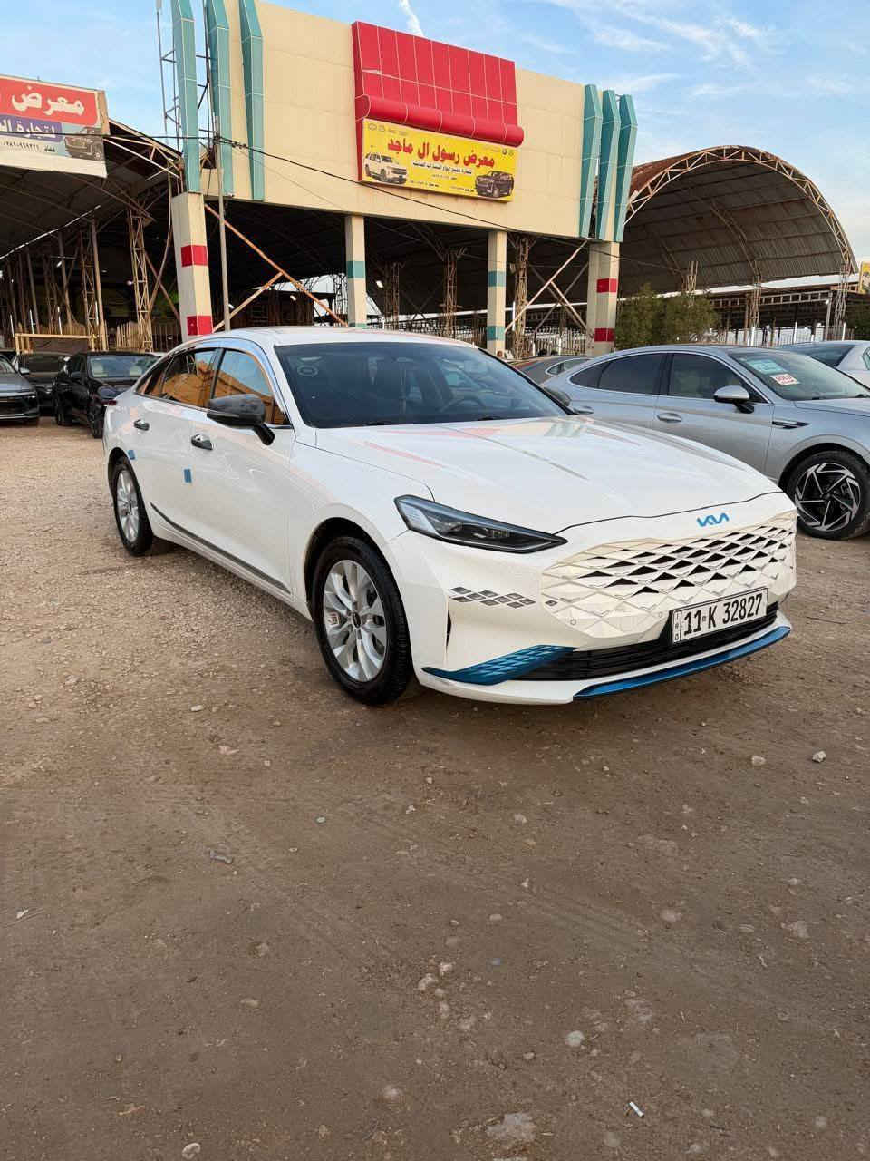 يالله كي 8 فول
***********
رقم بغداد بسمي كفاله عامه 
مواصفاته 
كير 8نمر
محرك 6سلندر 
كشنات امامي تبريد تدفئه
ستيرن هيتر
تحديد المسار 
سياقه ذاتيه 
توقف ذاتي 
رادارات امامي خلفي 
حساس امامي خلفي 
سايد بريك بصمه
جنطه ذكيه
تبريد بيانو
شاشه اعطال
اشاره ترحيب
تشغيل عن بعد 
كشن مساج ظهر ورجل 
شاشه متصل 
داخل لونين 
كير ماوس
كامره دوار
تخم تاير جديد
باتري جديد
حداديه كله جديد
سياره ماتخسر عليهه فلس
تانكي 85لتر
