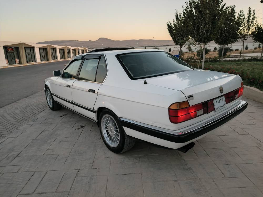 سەرەتا بەناوی خوای گەورە 
735 BMW بۆ فرۆشتن 
مۆدێل ۱۹۹۱ ڕەنگ سپی بەفری 
مەکینە ۷۳٥ فەل 
سەنەوی جنوب و وەکالە 
بەشەرتی حاسیبەو ئەوەلیات 
گێڕ تۆماتیک
سڵاید  
٤ جام کارەبا 
هەردوو ئاوێنەی کارەبا 
٤ تایەو ویلی ئەلفینای تازەی لەژێردایە
تەبریدی بەس غازی تیا نیە
دەعم و لێدراوی نیە 
سەیارەکە وەک شەریکە ماوەتەوە
تەقەو ڕەقەی بەشەرت 
گەرمی و کارەبای بەشەرت
دەعامی بۆ دەعامی بەشەرت 
سعری 24 گەڵاو معاملە 0772212506____***********
گۆڕینەوەش دەکەم لەسەر دڵ گرتن السليمانية, العراق
