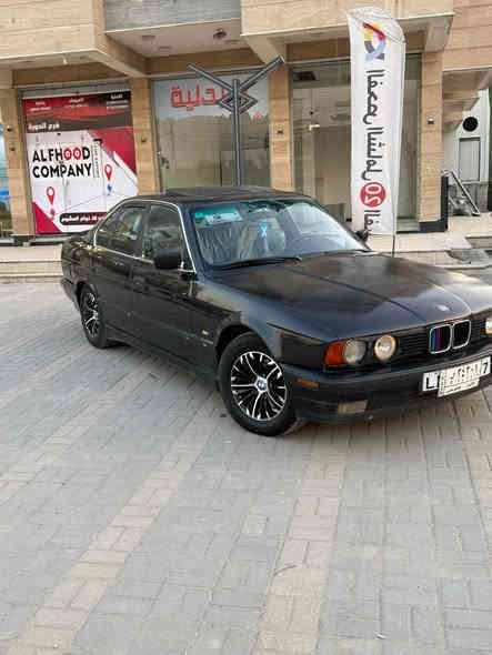 بي ام 535 كير محرك جديد حداديه جديده هسه مسويه سياره جديده لاضربه لاخياس تخم تاير  فتحه غرفه جديده سياره مال جناي سنويه لغايه 28 انبار مشروع وطني بسم جيراني تحويل مباشر سياره احلى من صور سعر 50 وبل عافيه على يااخضه بغداد الدورة *********** مديل 91
