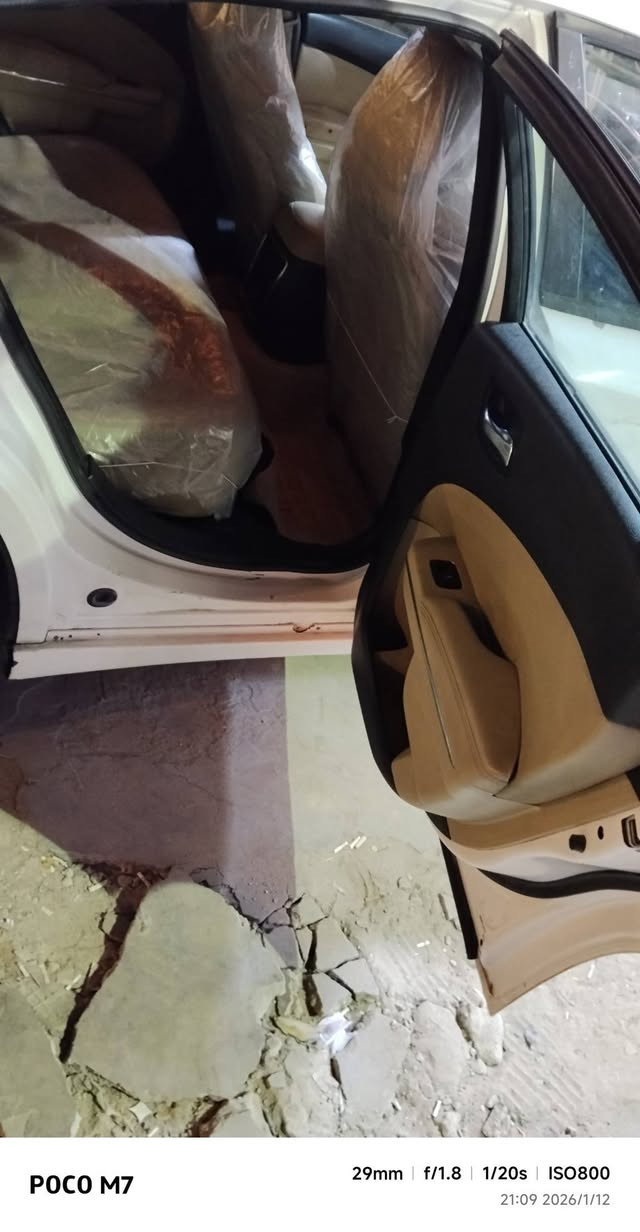 سلام عليكم جارجر 14البيع أو مراوس أدوات كصه جنطه سياره بس رقم بيه بدون سنويه سعره 53وبيه مجال مكانه البصره ***********سياره جاهزه مكينه كير حداده تخم تأير تبريد تدفه جاهزه
