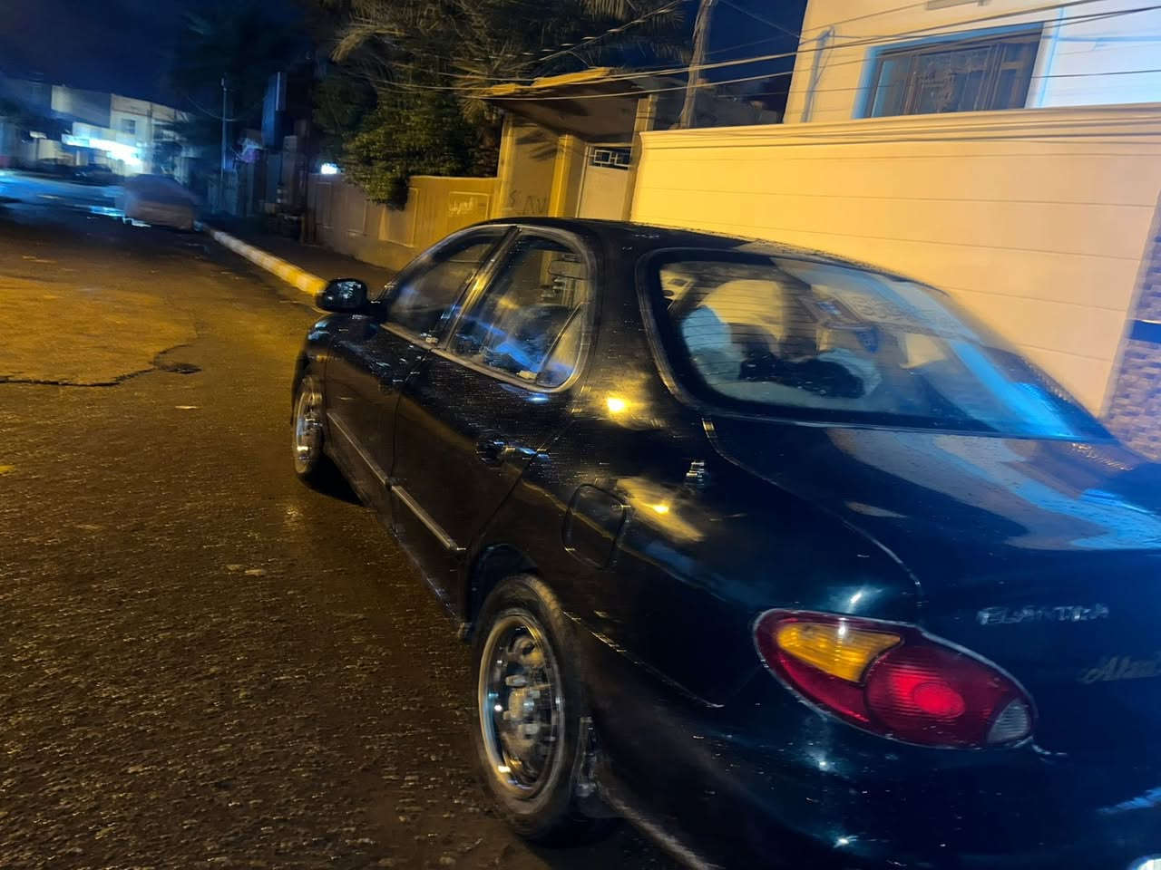 السلام عليكم النتره موديل الفين. رقم بغداد باسمي سنويه للسبعه وعشرين. سعرهه. ٣٦.  هذا زقمي. ***********
