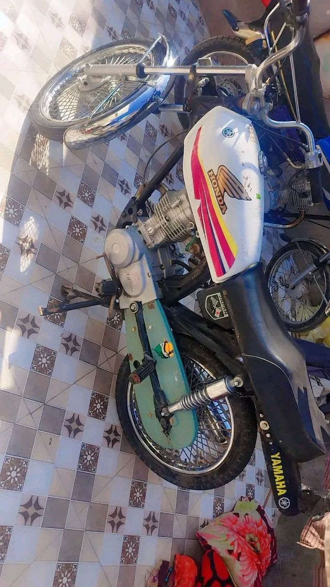 السلام عليكم اعاده نشر بسبب الوعود الكاذبه دراجه نامه للبيع كلك المكان بين الشطره والنصر الشراي يجي خاص المو شراي رحمه الوالديك لاتجي


**إذا كنت صاحب هذا الإعلان وتريد حذفه لأي سبب، رجاءا أرسل رسالة إلى الدعم الفني**