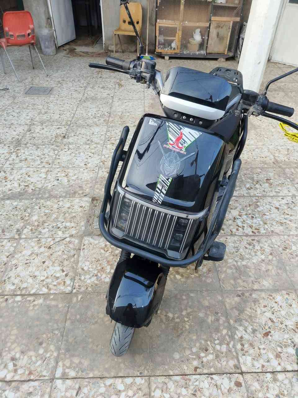 دراجه شحن للبيع ستعمال 5 أشهر
فقط

100%100 نضاف

اربع سرع بيهه تقفل 90

تمشي 60 كيلو متواصل

سعر 900 وبيهه مجال

رقم تلفون

V

***********
