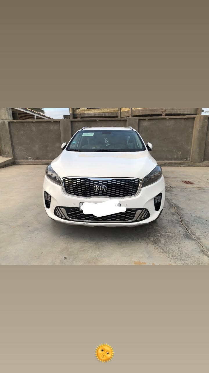 سلام عليكم
سورنتو  2020
مكفوله كفاله عامه ماشيه63 الف  
تحكم ستيرن  جهتين 
كشنات كهربائيه 
شاشه جبيره 
كامره دواره 
جنطه كهرباء 
اريل انفكش 
مكينه 3600  سته ستلندر 
ويل 20
تبريد تلاث قطع 
برده خلفيه 
فول مواصفات ما عدا الفتحه   
السعر اتصل وبيك خير ودلل 
رقم الهاتف ***********
