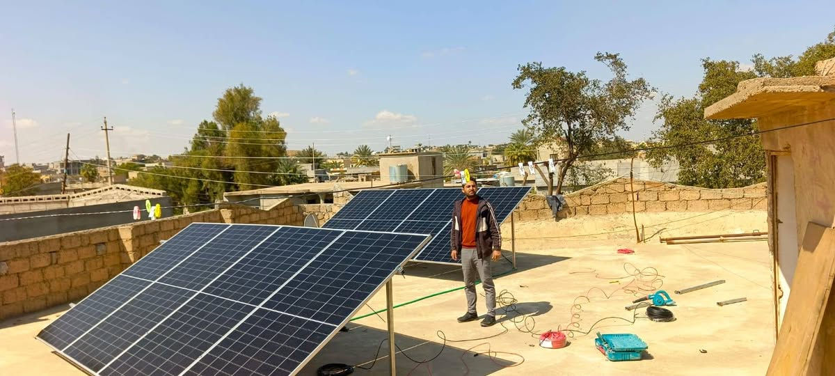 شركة الشروق للطاقة الشمسية النظيفة
👈👈👈👈في كل مكان وفي كل دار 👉👉👉👉

 👍🏻شعارنا الدقه والإتقان والاخلاص بالعمل 👉

تم بحمد الله وتوفيقه تنصيب منظومتان  طاقه شمسيه 
في محافظة صلاح الدين قضاء الشرقاط الساحل الأيمن 

للأخ ابو ايمن
 /الأربعاء /18 /  3 / 2026

 قدرة المنظومة الواحده 
👍  15 أمبير ليلي و 16 أمبير نهاري 🔅 💫💥

مكونات المنظومات
بطاريه 15.5 كيلوواط عدد 1 
انفيرتر 8 كليوواط عدد 1 
الواح عدد 8

عاشت ايديكم الكادر المميز
بقيادة الأستاذ ناظم الصحن 
و  الأستاذ عياد الجبوري 

مواد اصليه من ارقى الشركات العالمية 
ضمان حقيقي مع وصل مختوم باسم شركتنا 
صيانة  كادر متخصص في صيانة المظومات بشكل دوري وفي اي وقت  

شركة الشروق للطاقة الشمسية النظيفة مستعدون لشد وتنصيب الطاقة الشمسية خارج وداخل المحافظة وبسعر مناسب جدا 
متوفر منظومات طاقه شمسيه ونقد اقساط عن طريق ماستر كارد او كي كارد الرافدين حصراً 
موبايل 
 استاذ سعيد *********** 
استاذ ناظم *********** 
استاذ عياد ***********
