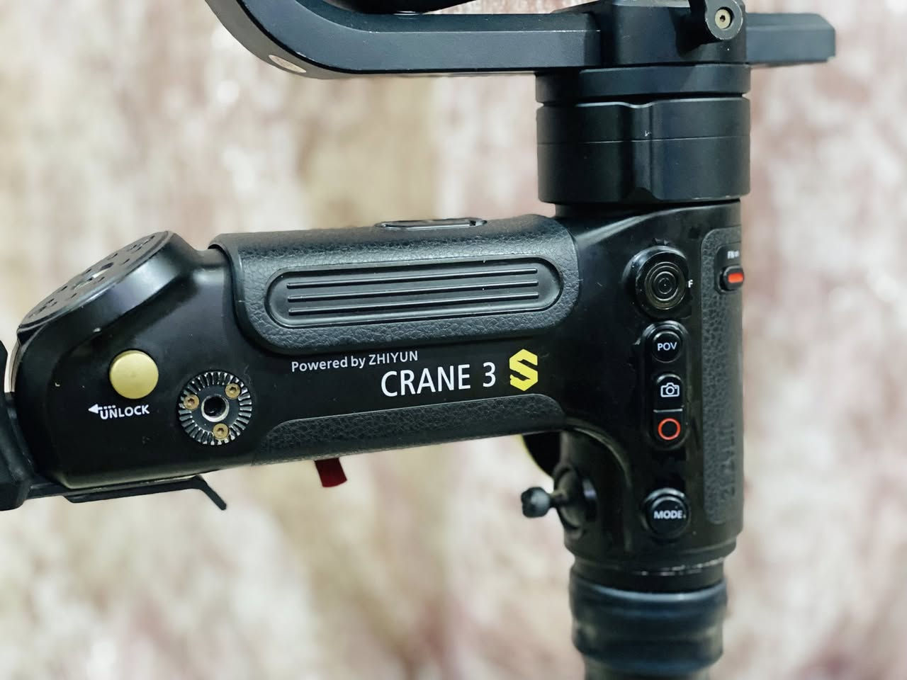 رونن CRANE 3S
شغال او نضافه 100/100
***********
