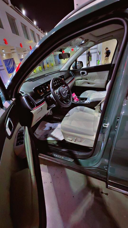 سورينتو 2025

6 سلندر

رقم اربيل
بانوراما
كشنات كهرباء
شاشه كبيره
لد نهاري
ويل 20 كبير
تحكم ستيرن
كير ماوس
بردات ابواب الخلف
جنطه كهرباء
بصمه
لون زيتوني مميز 
بحاله الزيرو ماشي 9 الاف
السعر 325$
***********
