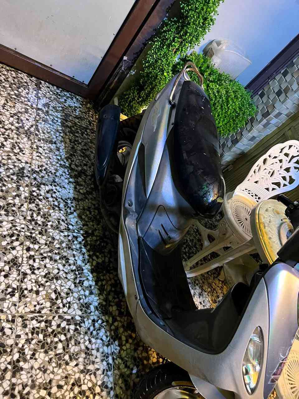 ماكس منغولي كامله وجاهزه ونضيفه كفرات مختمه شغاله سلف هندر كهربائيات كلها شغاله ما ملعوب بيهن مال بيت اطلع بيها بالسنه حسنه ما متعوبه اريدها ب٥٥٠ وبيها مجال عنواني بغداد الشعب ***********
