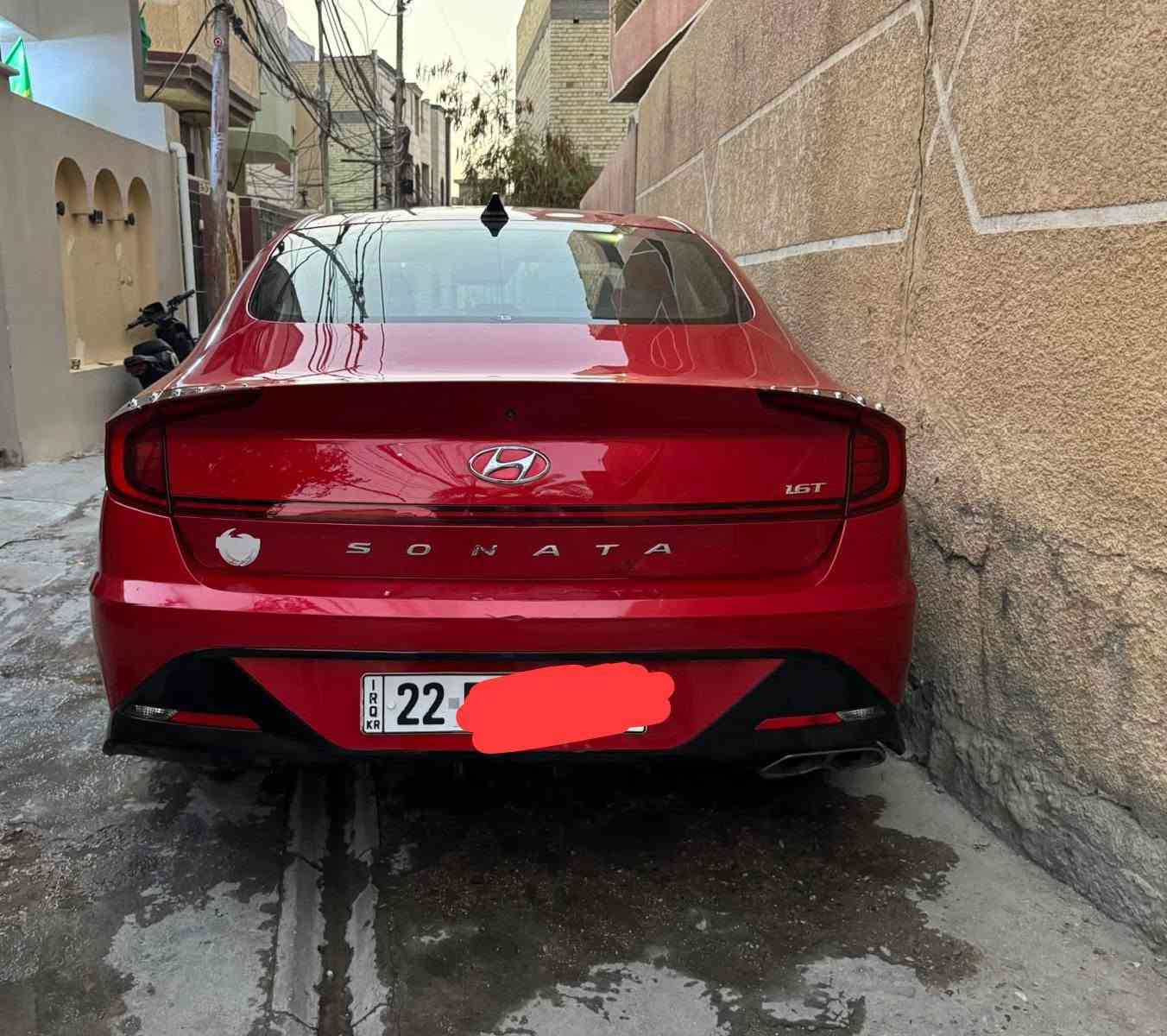 السلام عليكم سوناتا 2020 سبورت توربو حمره وارد امريكي رقم اربيل تحويل ثاني يوم باسمي ماشيه 118 كيلو فول مواصفات للاخير عدا الفتحه:
بصمه تشغيل+ترحيب وبصمه ابواب دخول ذكي بس تخلي ايدك تفتح 
صندوك ذكي
شاشه 
كامرا دوراه 360 
محرك 1600 توربو رياضي
كير atm
حساسات اماميه خلفيه جانبيه 
اشاير مري 
تحكم ستيرن جهتين وفول تحكمات
شفتات ستيرن
درايف مود اربع انظمه 
سايد بريك بصمه 
تبريد ثلج وتدفئه قطعتين
تدفئه كشنات
كشنات جلد 
5 ويل رياضي 
تضليل مرايه 
وشحن لاسلكي وبعد بيها مواصفات 
السياره ليبل واحد عدا جاملغ مبدل وصبغ ربع الباب بدون لغد بدون شاصي فقط ايرباك برده خلفيه فقط وسونارها موجود والحوادث موجود وكلش خفيف راسلني وادزها واتساب السعر 142 وبيها مجال عنوان بغداد الكريعات للاستفسار ***********
السلام عليكم من رخصة الادمن سوناتا 2020 سبورت توربو حمره وارد امريكي رقم اربيل تحويل ثاني يوم باسمي ماشيه 118 كيلو فول مواصفات للاخير عدا الفتحه:

