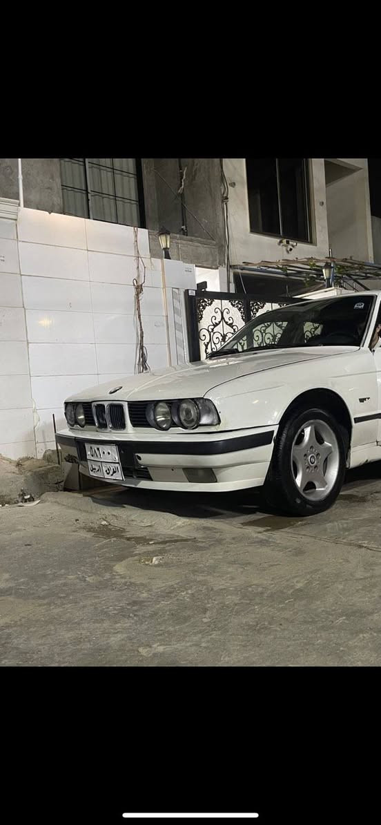 بۆ فرۆشتنی خێرا  BMW مودیل 1991تبرید سلایت چوار جام کهربایی پێنج ویل کپ 520iگێر عادی بێ کێشەیە ئەولیات بەشەرتی حجز قەرز
  ژمارەی موبایل ***********
واتس اب ڤایبر أربيل, العراق
