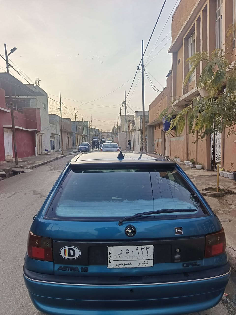 السلام عليكم استر موديل 92
محرك وكير شرط سنويه جديد 
كروبان بيها 
***********
