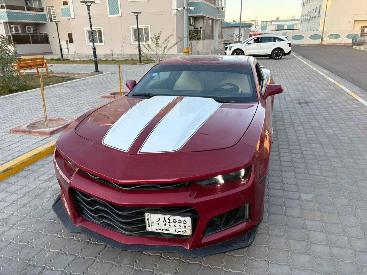 سلام عليكم
للبيع كماروسياره مديل 2014 خليجي فول مواصفات كشنات كهربائية تحكم ستيرن فتحه سقف شفتات2014 
6سلندر
مكينه6300 
85وبيها مجال قليل
مكان البصره 
رقم الهاتف ***********
مكلف بل نشر
