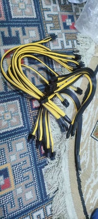 عندي تقريباً 16 قطعة ابيعهن شلع 40 الف ويوجد توصيل كافة محافظات العراق...